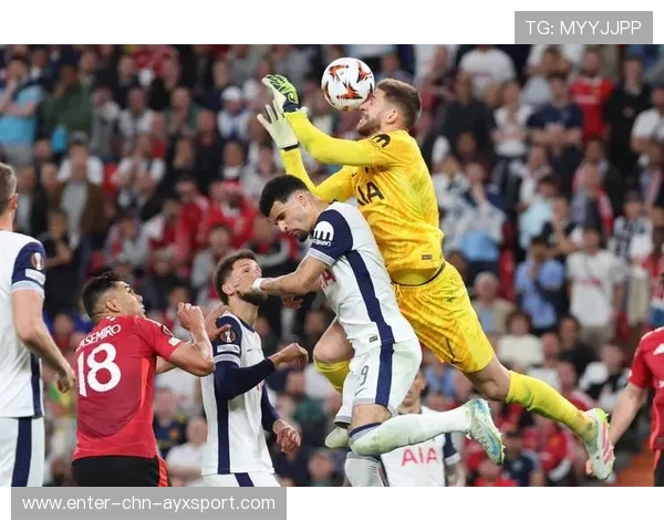 比利亚雷亚尔提出边路重塑计划，黄军操作升级